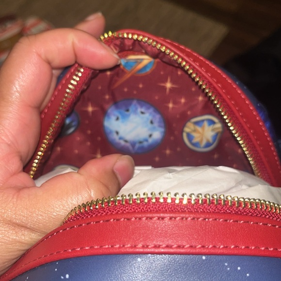 Loungefly - Picture 4 of 5